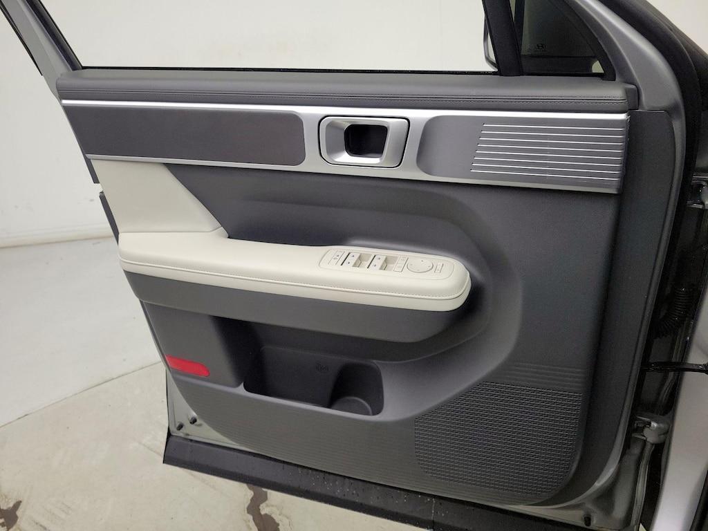 used 2024 Hyundai Santa Fe car, priced at $29,998