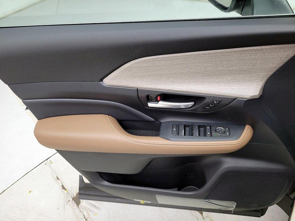 used 2024 Toyota Grand Highlander car, priced at $62,998