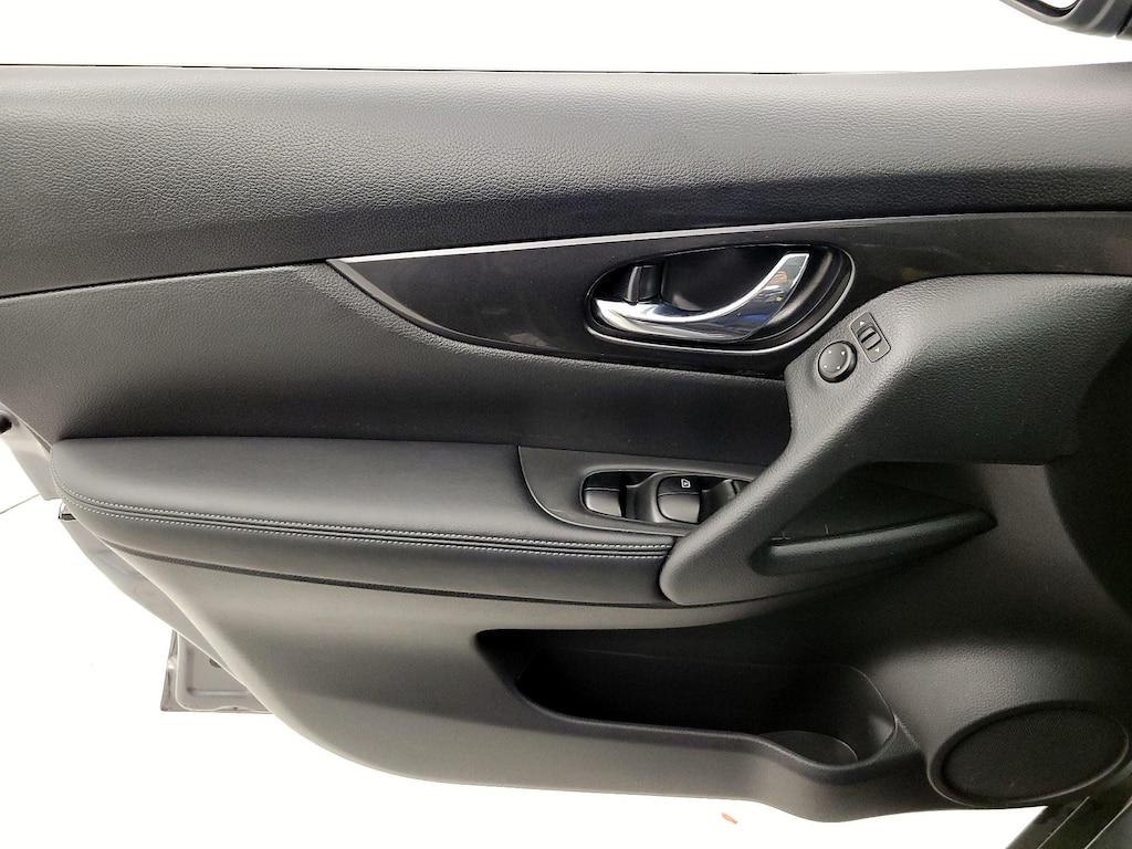 used 2018 Nissan Rogue car, priced at $17,998