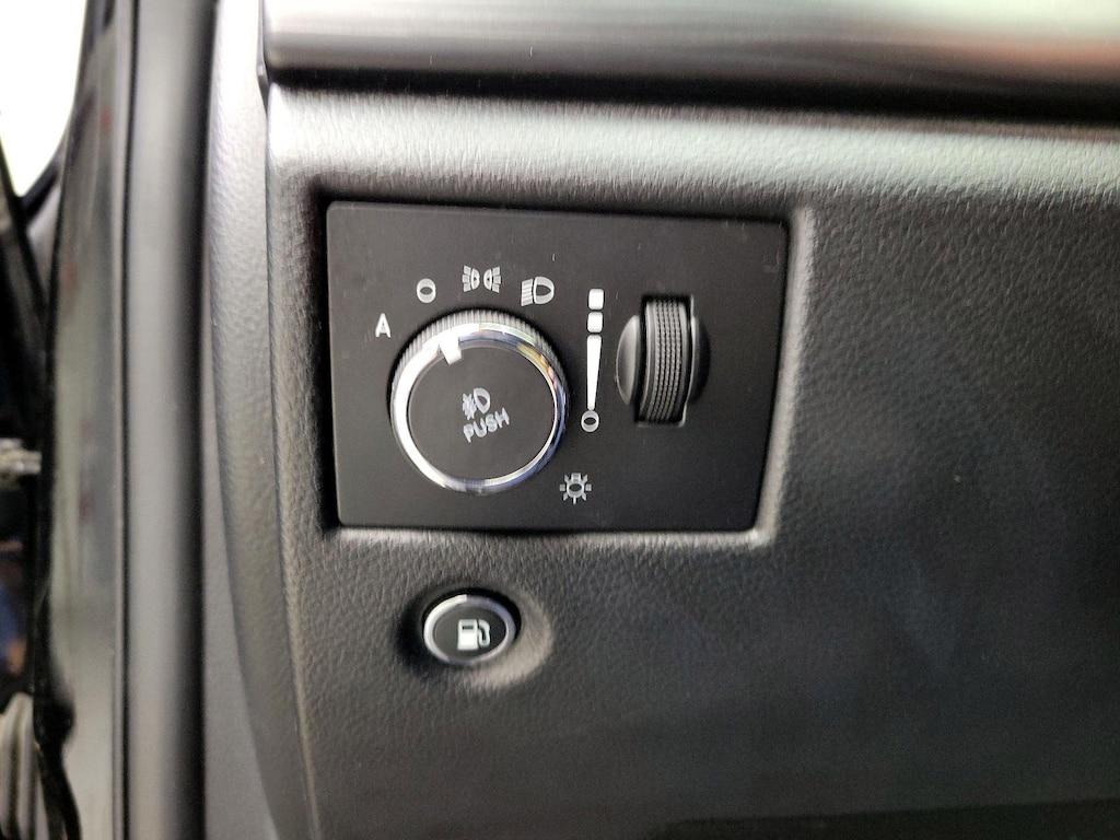 used 2020 Jeep Grand Cherokee car, priced at $24,998