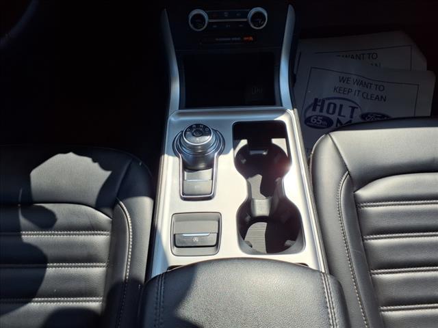used 2024 Ford Edge car, priced at $25,900