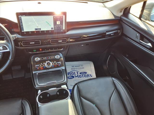 used 2023 Lincoln Nautilus car, priced at $42,920