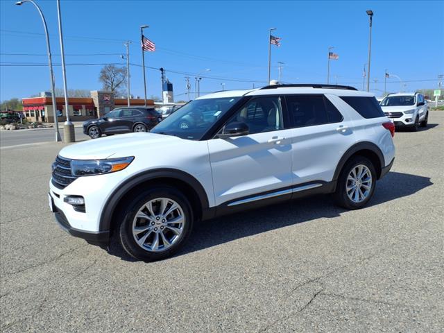 used 2024 Ford Explorer car, priced at $40,126