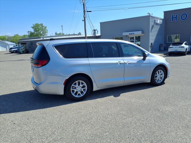 used 2023 Chrysler Pacifica car, priced at $25,726