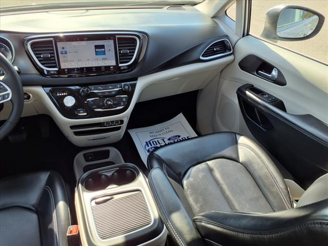 used 2023 Chrysler Pacifica car, priced at $25,726