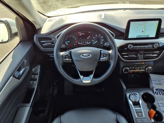 used 2022 Ford Escape car, priced at $27,148