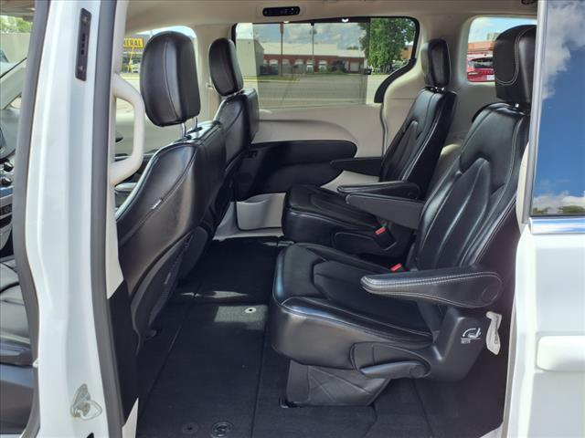 used 2023 Chrysler Pacifica car, priced at $21,963