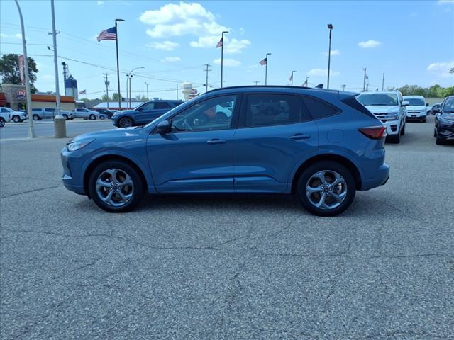 used 2023 Ford Escape car, priced at $26,900