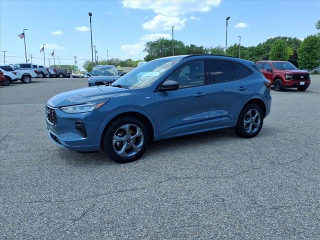 used 2023 Ford Escape car, priced at $26,900