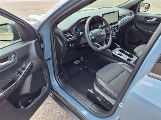 used 2023 Ford Escape car, priced at $26,900