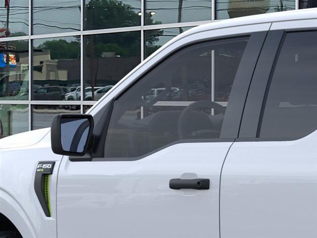 new 2025 Ford F-150 car, priced at $42,280