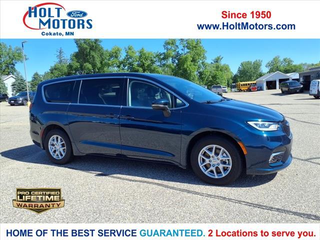 used 2023 Chrysler Pacifica car, priced at $27,329