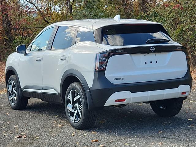 new 2025 Nissan Kicks car, priced at $26,000