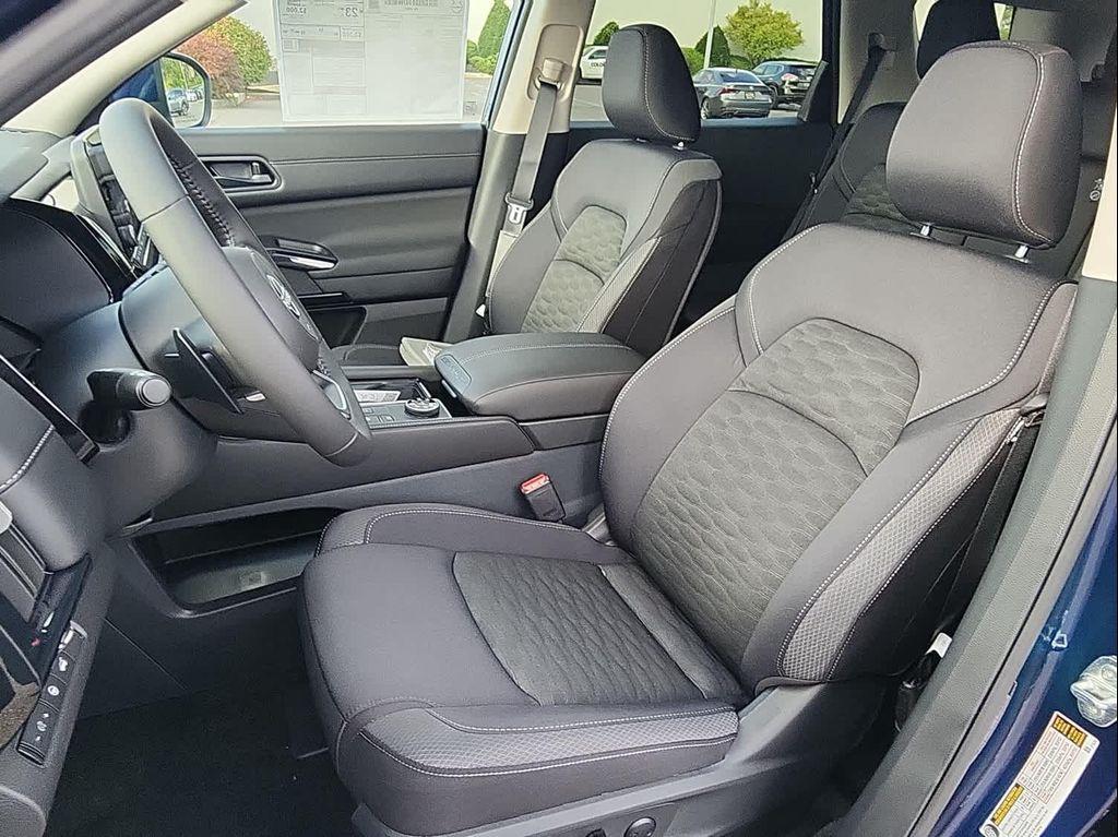 new 2025 Nissan Pathfinder car, priced at $39,883