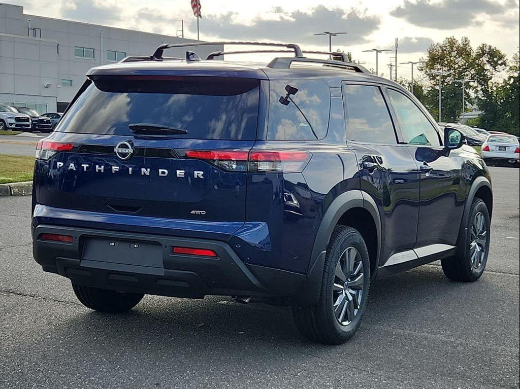new 2025 Nissan Pathfinder car, priced at $39,883
