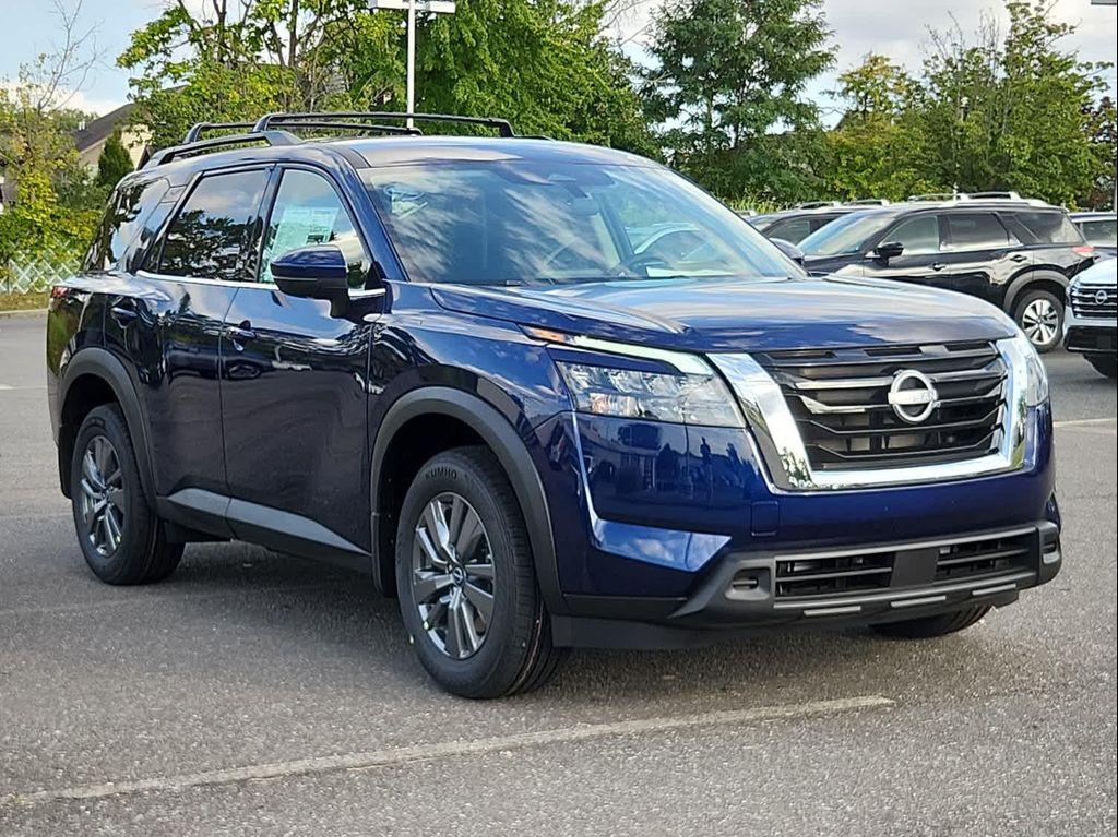 new 2025 Nissan Pathfinder car, priced at $39,883
