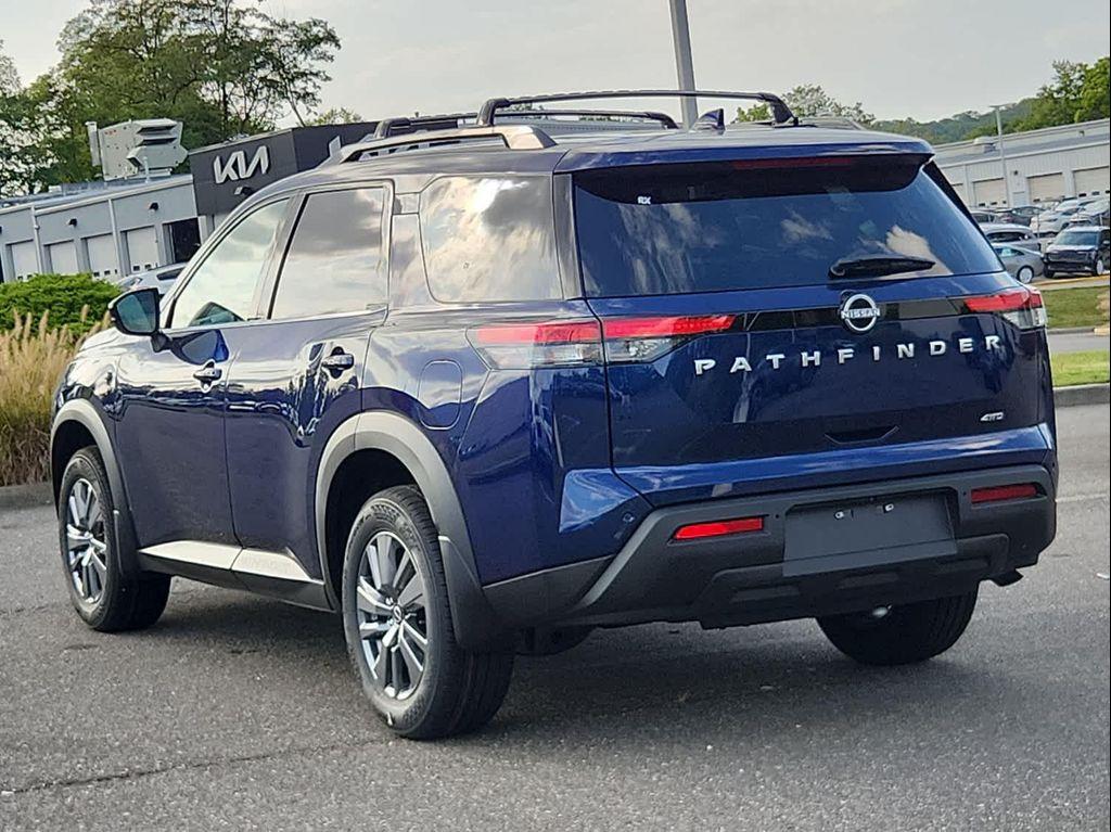 new 2025 Nissan Pathfinder car, priced at $39,883