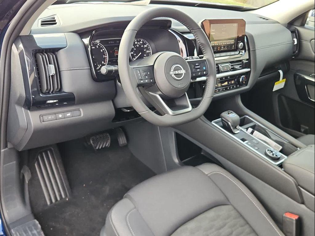 new 2025 Nissan Pathfinder car, priced at $39,883