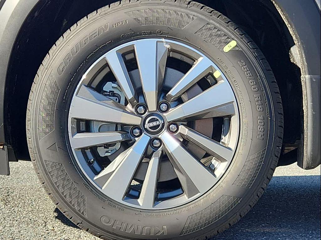 new 2025 Nissan Pathfinder car, priced at $43,593