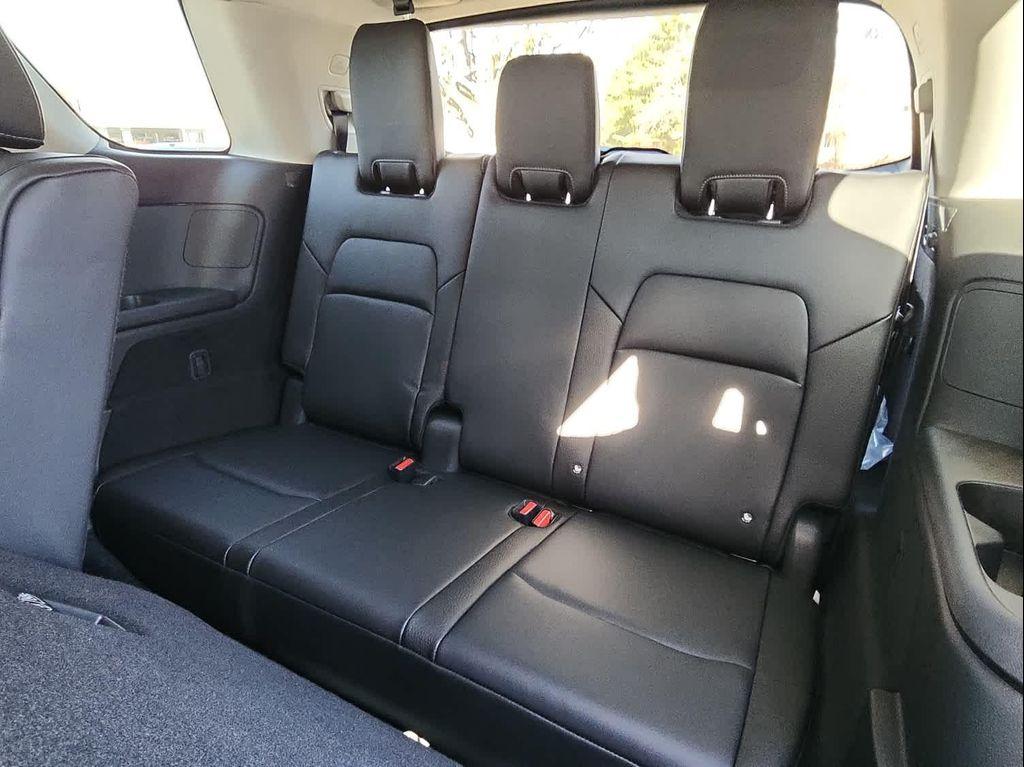 new 2025 Nissan Pathfinder car, priced at $43,593