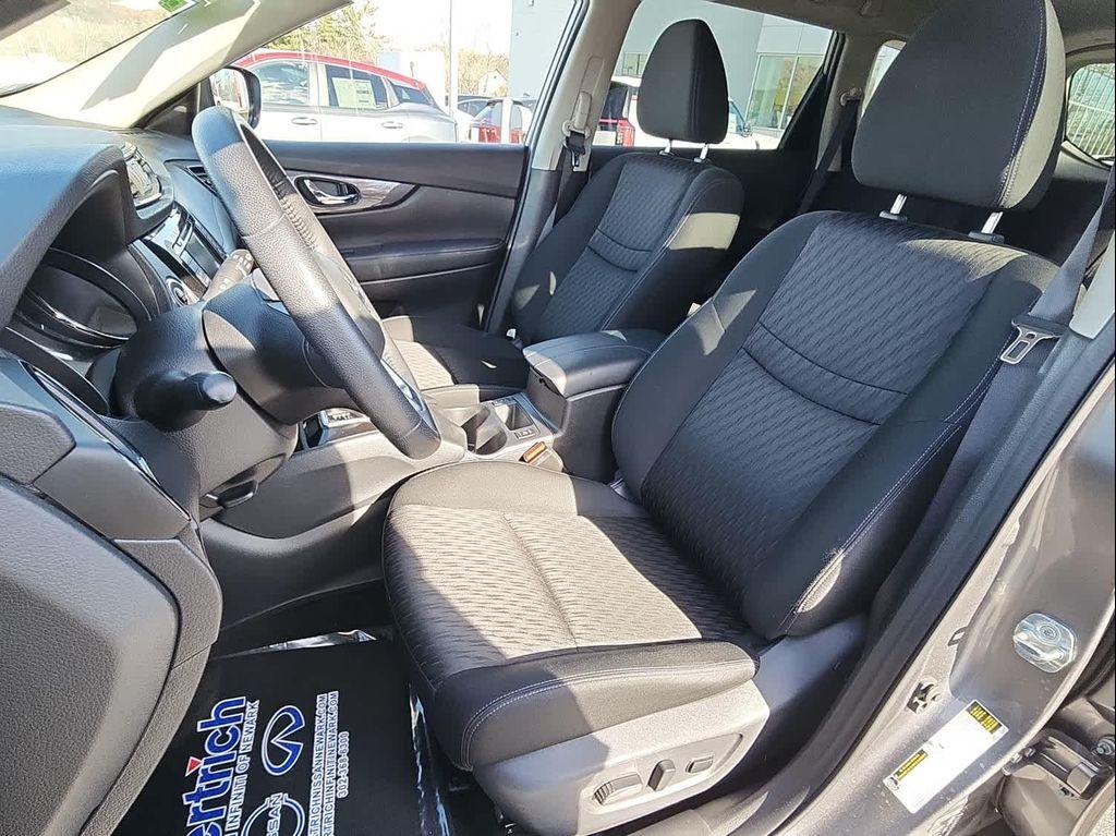 used 2019 Nissan Rogue car, priced at $17,887