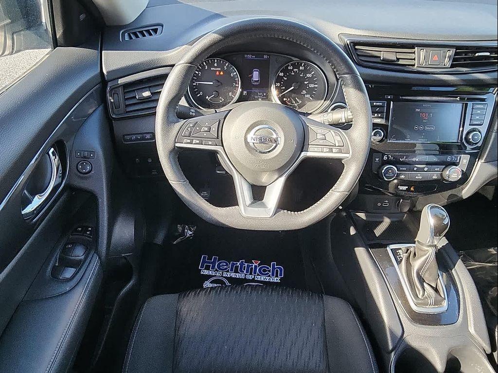 used 2019 Nissan Rogue car, priced at $17,887