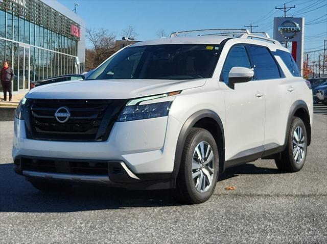 new 2025 Nissan Pathfinder car, priced at $48,610