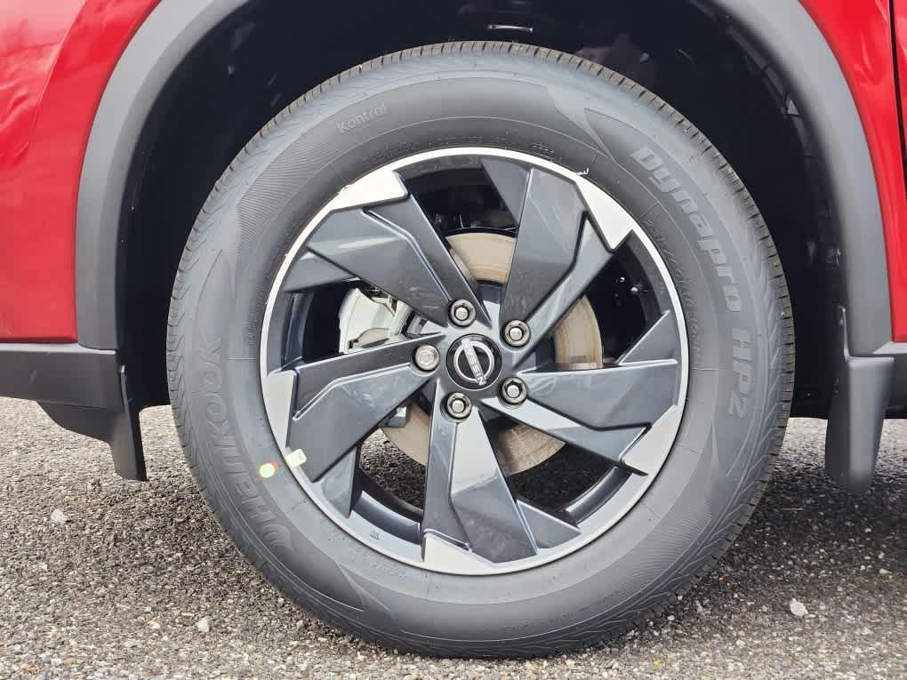 new 2026 Nissan Rogue car, priced at $33,040