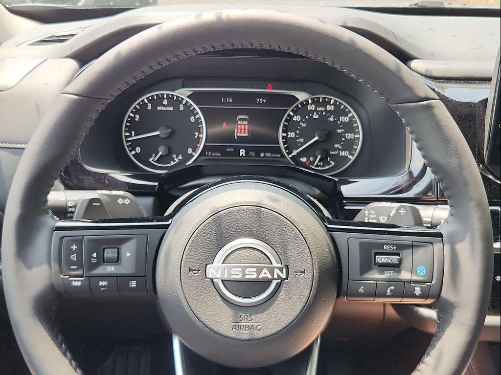 new 2025 Nissan Pathfinder car, priced at $44,738