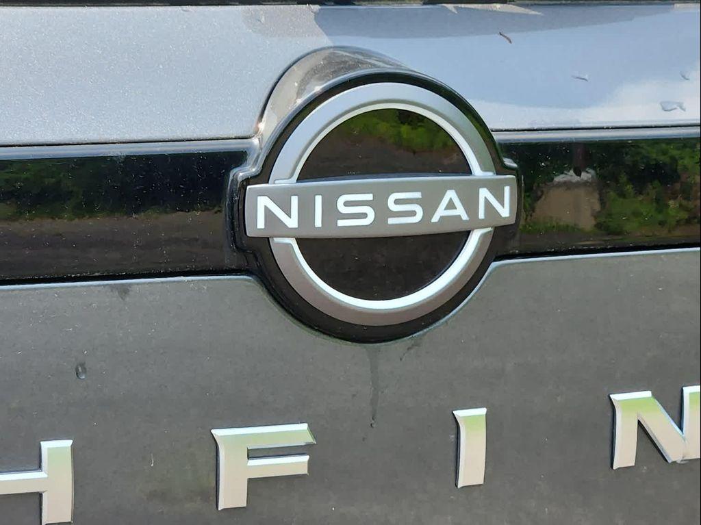 new 2025 Nissan Pathfinder car, priced at $44,738