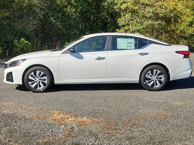 new 2025 Nissan Altima car, priced at $28,350