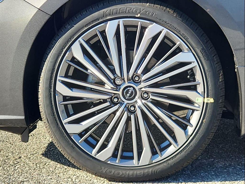 new 2025 Nissan Altima car, priced at $33,208