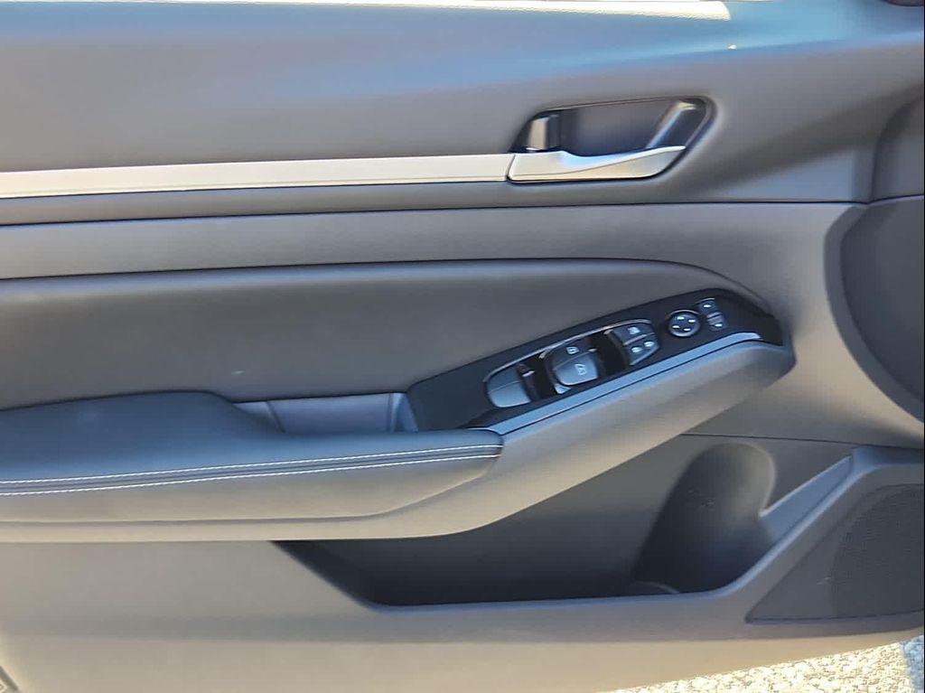 new 2025 Nissan Altima car, priced at $33,208