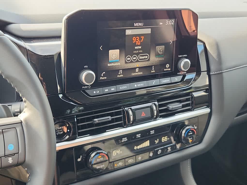 new 2025 Nissan Pathfinder car, priced at $40,928