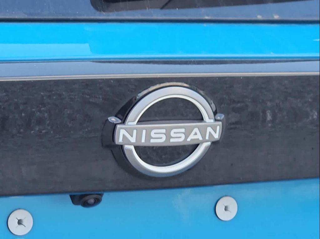 new 2025 Nissan Kicks car, priced at $29,938