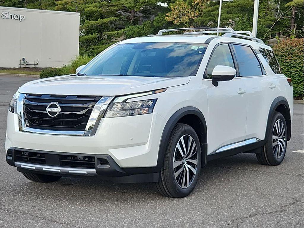new 2025 Nissan Pathfinder car, priced at $49,953