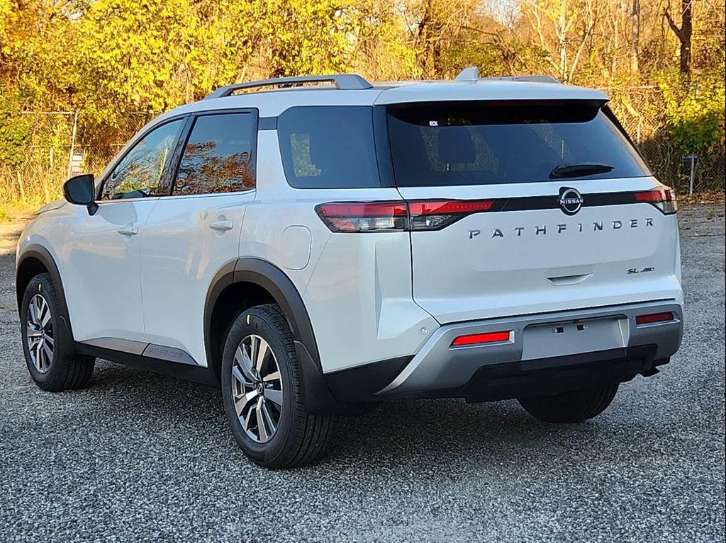 new 2025 Nissan Pathfinder car, priced at $43,618