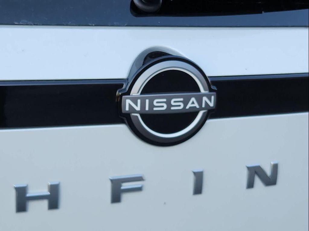 new 2025 Nissan Pathfinder car, priced at $43,618