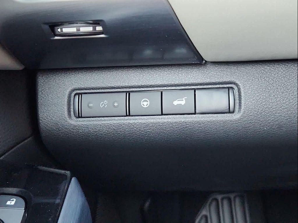 new 2025 Nissan Pathfinder car, priced at $43,618