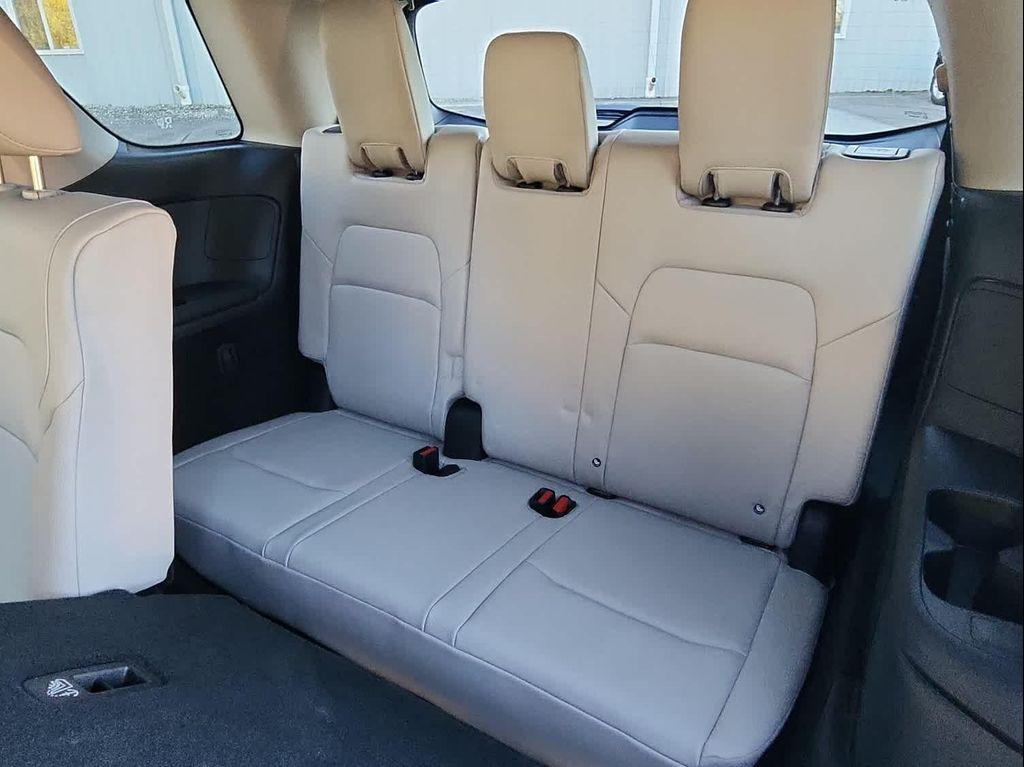 new 2025 Nissan Pathfinder car, priced at $43,618