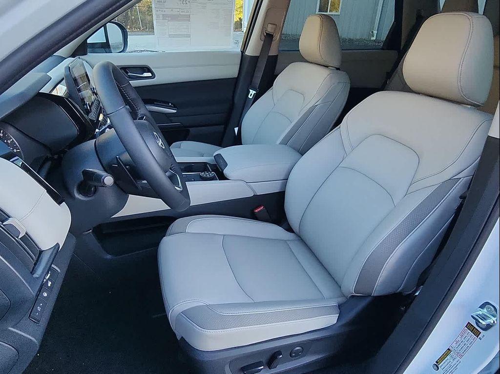 new 2025 Nissan Pathfinder car, priced at $43,618