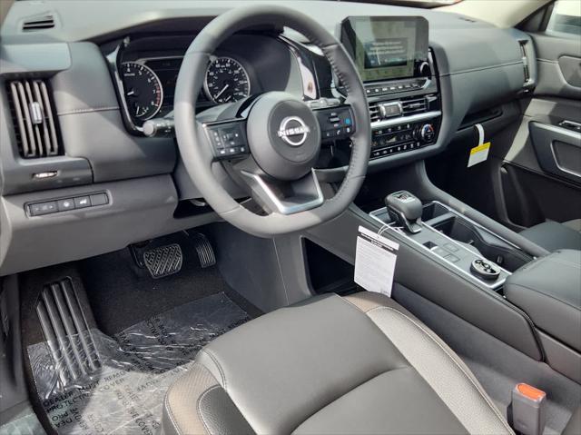 new 2024 Nissan Pathfinder car, priced at $45,529