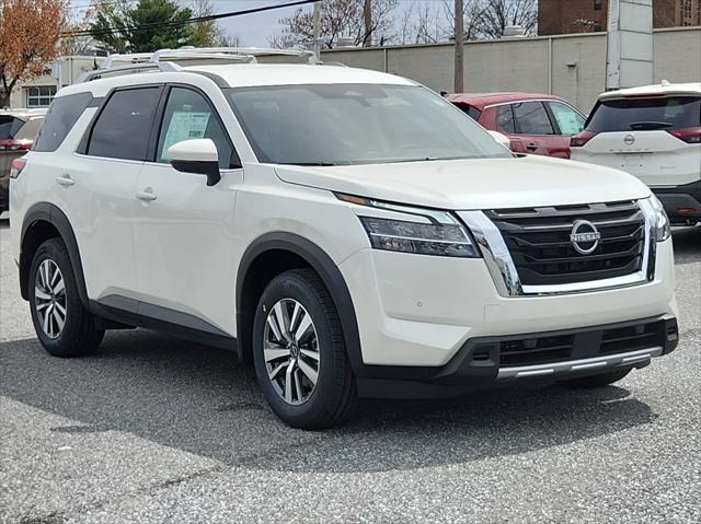 new 2024 Nissan Pathfinder car, priced at $45,529