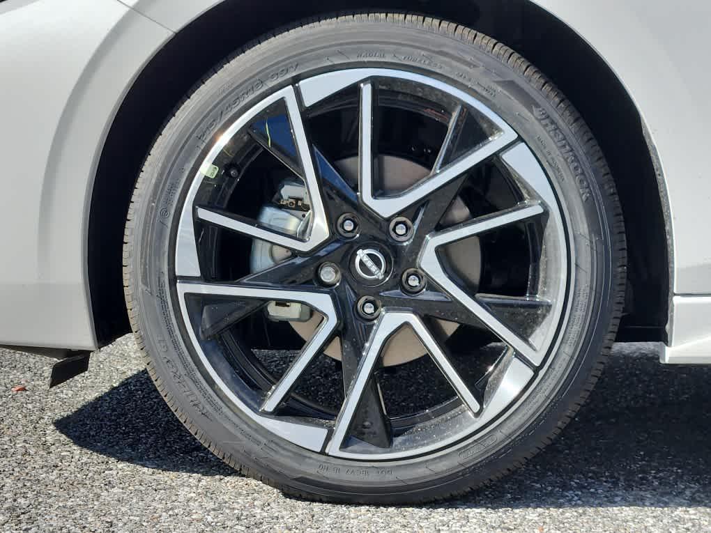 new 2025 Nissan Sentra car, priced at $27,876