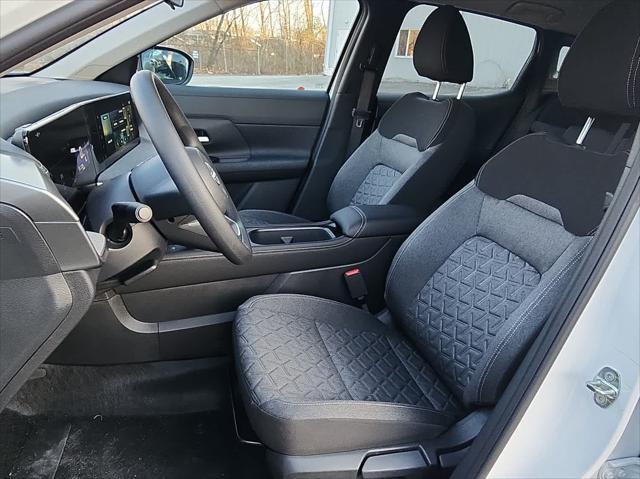 new 2025 Nissan Kicks car, priced at $27,585