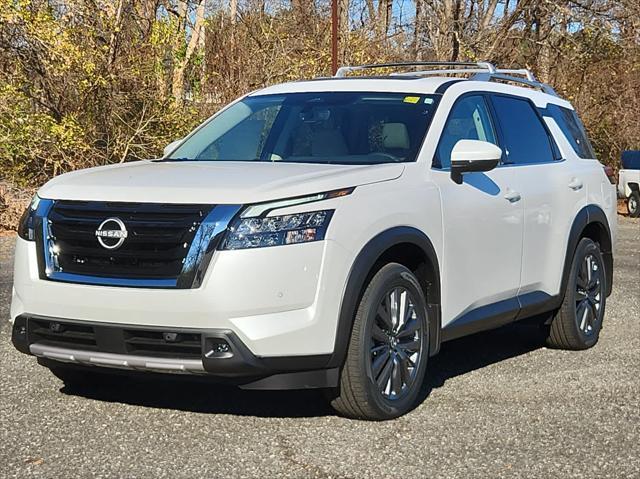 new 2025 Nissan Pathfinder car, priced at $51,375