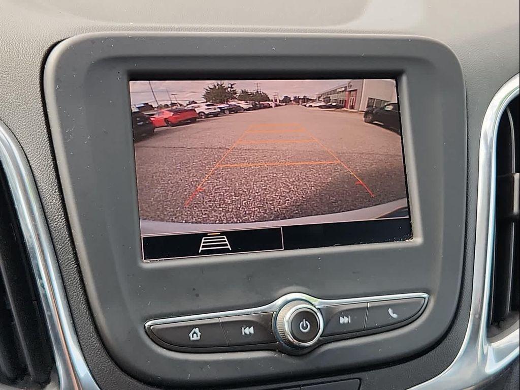 used 2022 Chevrolet Equinox car, priced at $19,989