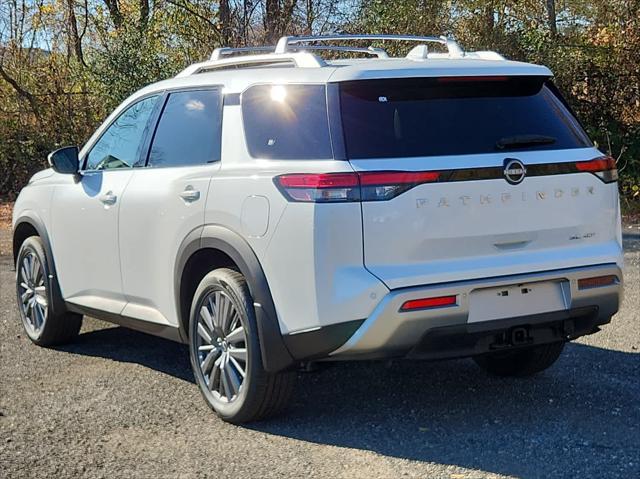 new 2025 Nissan Pathfinder car, priced at $51,025