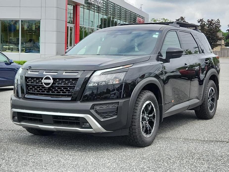 new 2024 Nissan Pathfinder car, priced at $45,880