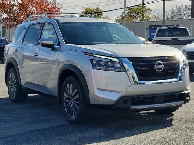 new 2025 Nissan Pathfinder car, priced at $51,570